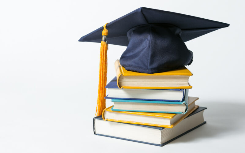 Fully funded undergraduate scholarships in USA